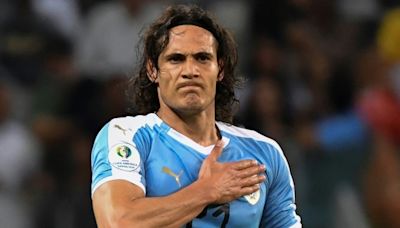 Edinson Cavani announces retirement from international football