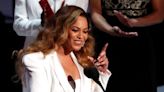 Beyoncé lidera indicações ao Grammy, à frente de Kendrick Lamar e Adele