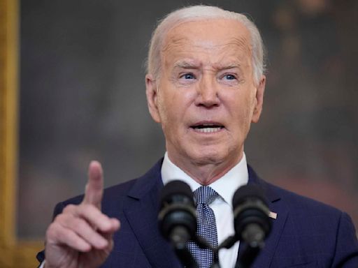 Biden details a 3-phase hostage deal aimed at winding down the Israel-Hamas war