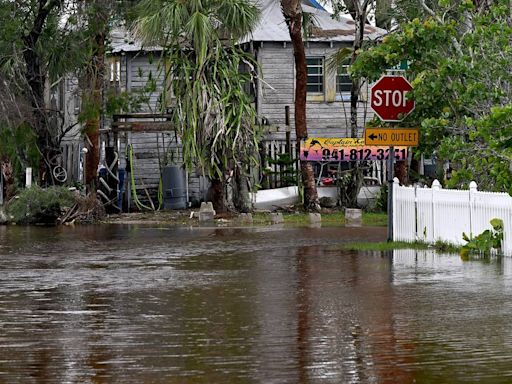 Is your flight delayed? You’re not alone. Hurricane Debby disrupts airports in Florida