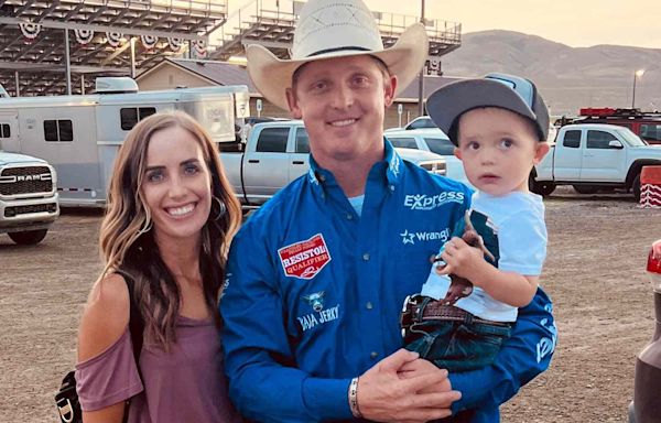 Levi Wright's Mom Says He Couldn't Be Weaned Off Sedation in Emotional Update: 'Heartbreaking to Watch'