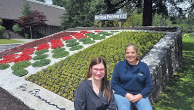 Floral replica of B.C. Binning piece adorns West Vancouver neighbourhood