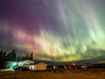 Aurora alert: The northern lights may shine across Canada tonight | Canada