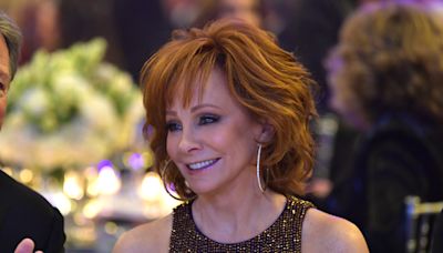 Reba McEntire unexpectedly reveals she and her boyfriend have called it quits