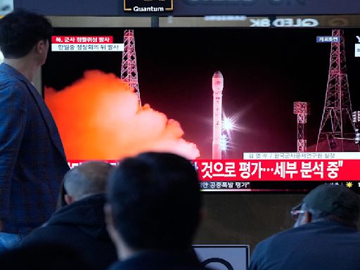 北韓發射軍事偵察衛星 新型火箭爆炸失敗！再獲俄援│TVBS新聞網