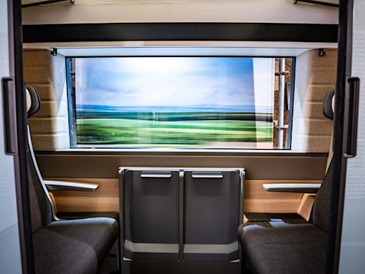 Germany unveils ‘smooch cabins’ on inter-city trains