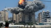 Israel intensifica los bombardeos en Gaza y causa decenas de muertos - La Tercera