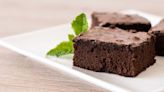 El brownie exquisito que se prepara con tres ingredientes supersaludables: el paso a paso de la receta