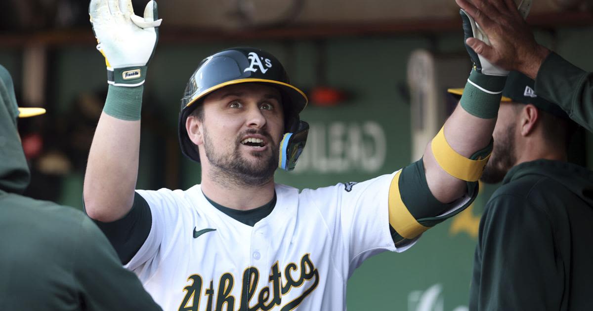 MLB: Yankees get Davis from A's for minor leaguer Groshans