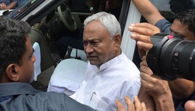 An unusual Nitish Kumar