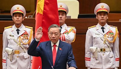 Vietnam Party Chief’s Death Gives Anti-Graft Czar Way to Top Job