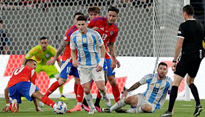 Alvarez helps Argentina into Copa America quarter-final