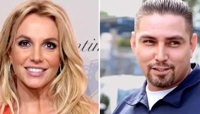 Britney Spears revela que terminó con su novio