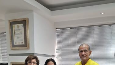 Ministra Ivonne Núñez recibió a extrabajadores de medios incautados para tratar pagos pendientes