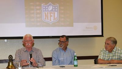 Retired NFL players entertain Rotarians