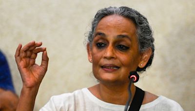 Arundhati Roy Awarded Pen Pinter Prize For Her ‘Unflinching’ Writing