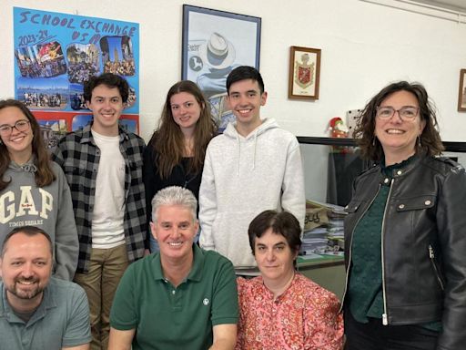 Americanos en Grado enamorados de la comida, el paisaje y el ocio: “Siempre hay gente en la calle”