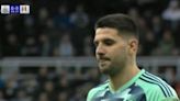 Mitrovic, de penalti en el añadido, frustra a Cristiano Ronaldo