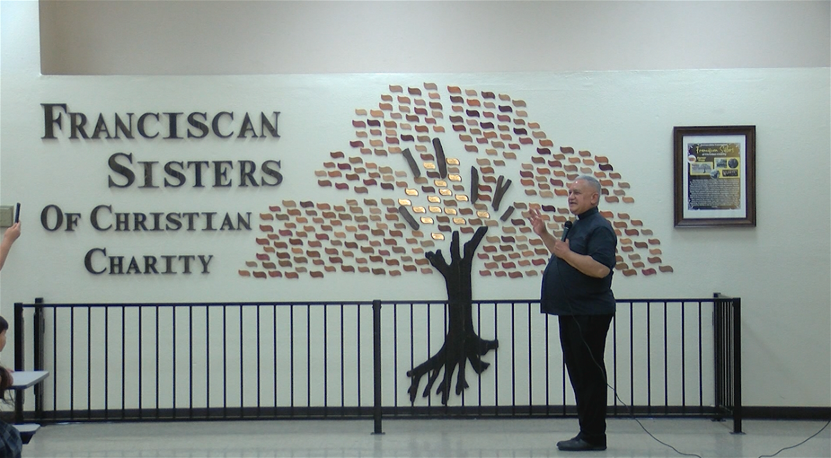 Immaculate Conception Catholic School unveils its new Donor Tree - KYMA