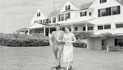 Rare Photos of the Kennedy Family Compound in Hyannis Port
