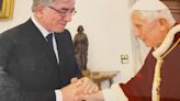 El exvicedirector de prensa del Vaticano, sobre Benedicto XVI: “Sufría con la imagen que daban de él"