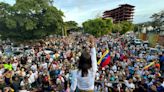 Maduro "toma" Venezuela en arranque de incierta campaña presidencial