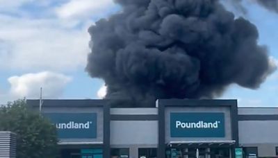 Smoke from factory fire near Fort shopping centre seen across Birmingham | ITV News