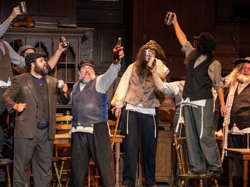 Review: FIDDLER ON THE ROOF at Rochester Opera House