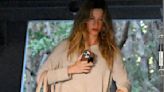 Gisele Bundchen showcases natural beauty at boyfriend's gym