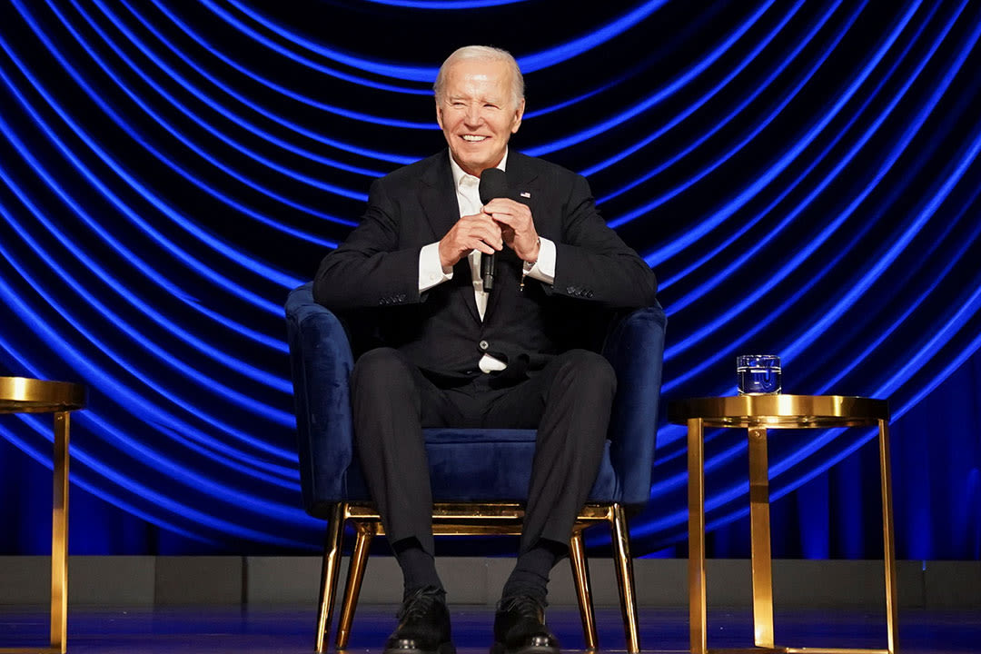 Joe Biden slams Supreme Court at $28-million fundraiser with Obama, Clooney, Julia Roberts - BusinessWorld Online