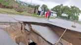 Lluvias causan colapso de puente en la carretera Nopalucan-Soltepec