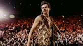 Harry Styles’ 15-Night Run at Madison Square Garden Celebrated With Banner Dedication, Feather Boas for All