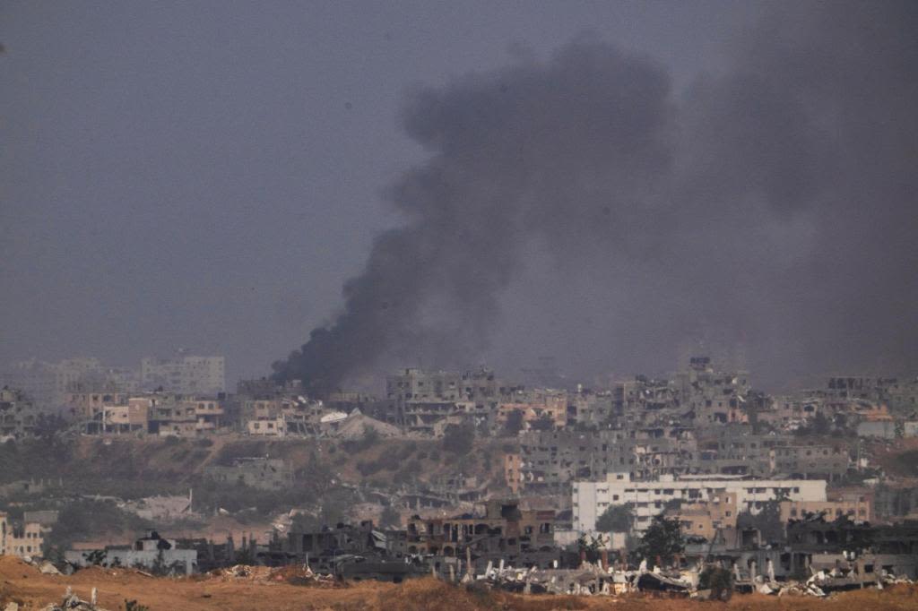 UN halts all food distribution in Rafah after running out of supplies in the southern Gaza city