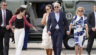 Gathered at Camp David, Biden's family tells him to stay in the race and keep fighting