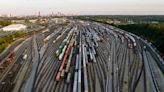 Is it illegal for trains to block railroad crossings in Texas? Here’s what the law says.