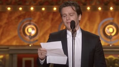 Video: Jonathan Groff Accepts Tony Award For MERRILY WE ROLL ALONG