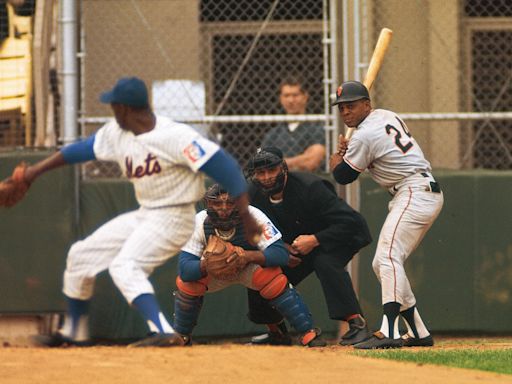 Look Away Willie Mays—There’s a Crisis at Center Field