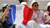 Roland Garros tarda menos de tres horas en llorar el KO del mejor francés