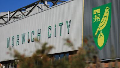 Norwich City vs Leeds United LIVE: Championship team news, line-ups and more