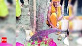 Missing piece of trishul back in Gumla temple after a century | Ranchi News - Times of India