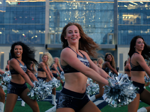 17 Wild Rules the Dallas Cowboy Cheerleaders Have to Follow