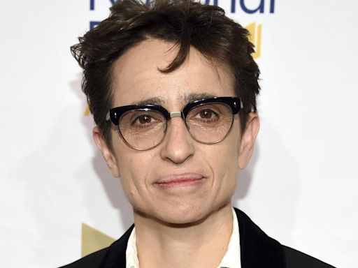 U.S. journalist Masha Gessen is convicted in absentia in Russia for criticising the military