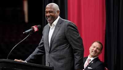 Ohio State athletic director Gene Smith 'would hate it' if football broke away: Oller