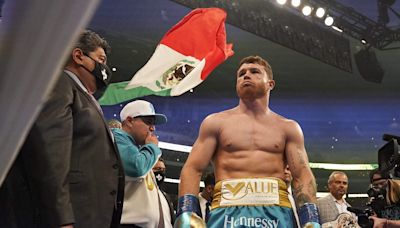 Canelo Álvarez es despojado de su cinturón de campeón por parte de la FIB - El Diario NY