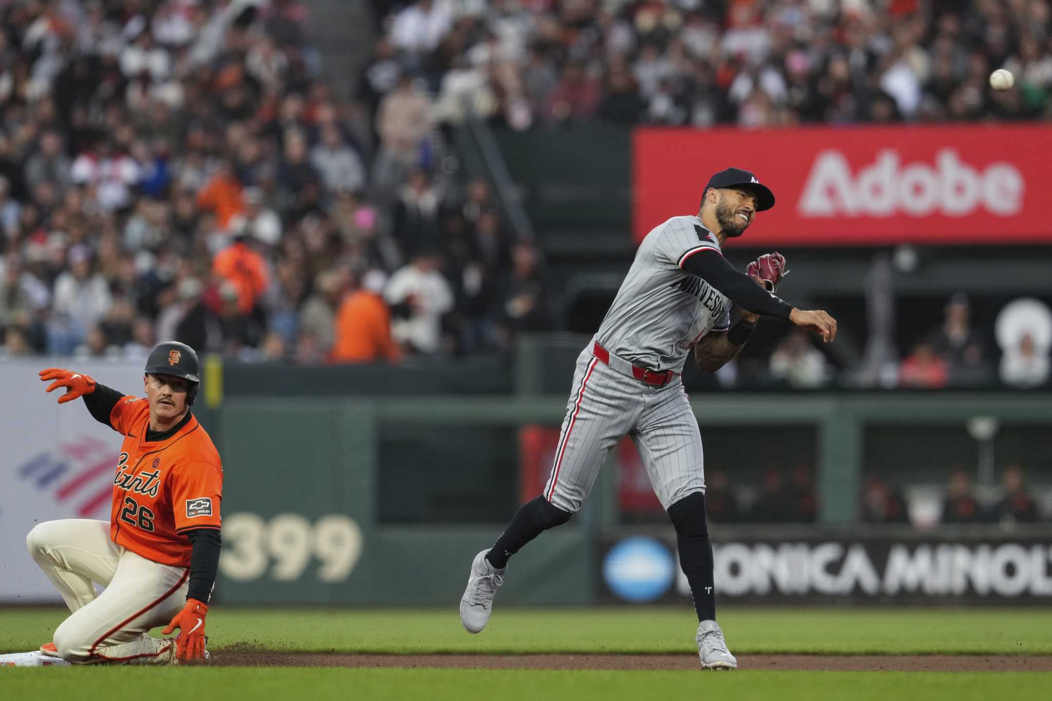 Twins put Correa on injured list for treatment of plantar fasciitis, Paddack out with forearm strain