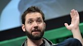 Reddit's co-founder is bickering with investors on the company's big IPO day