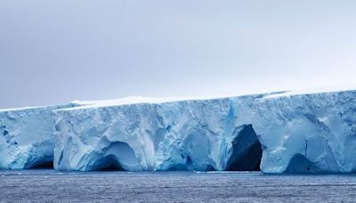Antarctique : C’est quoi l’A23a, le plus gros iceberg du monde, qui tourne désormais sur lui-même
