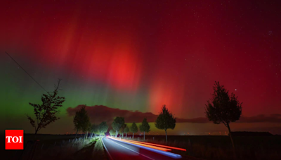 Powerful solar storm brings stunning northern lights to southern US, parts of UK - Times of India