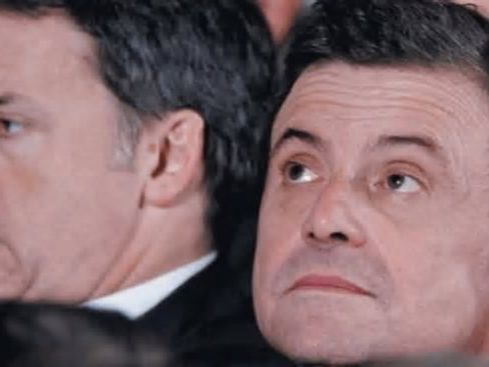 Calenda e quel 4% ormai lontano. La guerra nell'ex Terzo Polo: "Renzi tratta con i mafiosi"