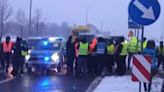 Ukrainian drivers block roads in Polish cities to protest against border blockade